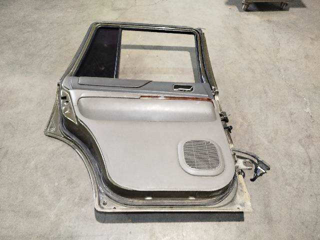 Foto 4ª: Puerta Trasera Izquierda Nissan Patrol 2.8 TD Y61 TD6 [RD28ETI] (1999)