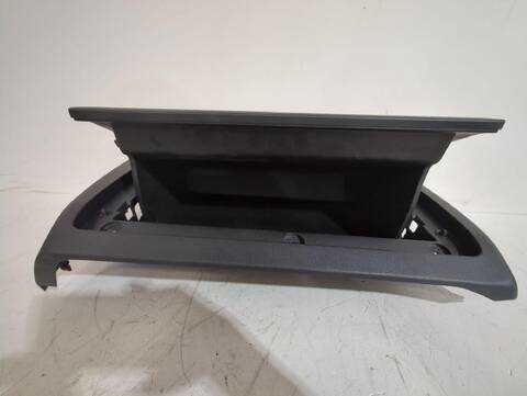 Foto 3ª: Guantera Toyota Rav4 2.0 MXAA52) 175CV [M20A-FKS] (2018)