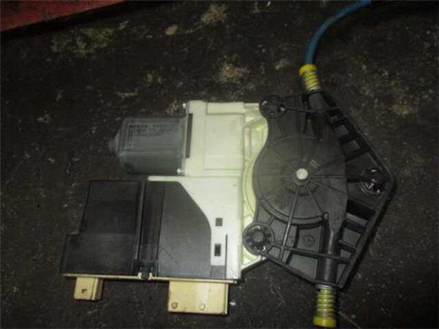 Foto 1ª: Elevalunas Eléctrico Delantero Derecho Peugeot 307 1.6 HDI [9HX (DV6ATED4)]