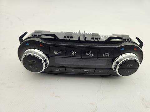 Foto 1ª: Mando Climatizador Mercedes Clase B 150 B 200 CDI 246.208) 136CV 100KW [651930] (2017)