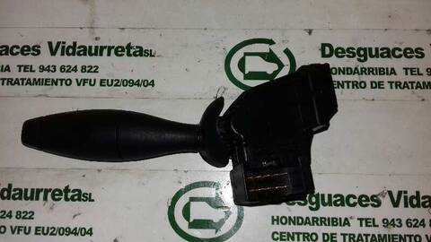 Foto 2ª: Mando Multifuncion Ford Mondeo 2.0 TDCI CAT BERLINA 130CV 96KW [FMBA] (2004)