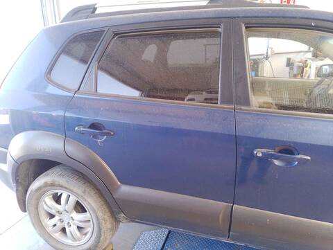 Foto 2ª: Puerta Trasera Derecha Hyundai Tucson 2.0 A LAS 4 RUEDAS 141CV 104KW [D4EA] (2006)