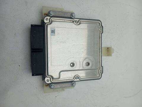 Foto 2ª: Centralita Motor ECU Jaguar E Pace SE 149CV 110KW [204DTD] (2018)