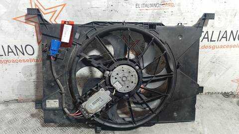 Foto 1ª: Electroventilador Mercedes Clase B 150 180 CDI 245.207) 109CV 80KW [OM640940] (2010)