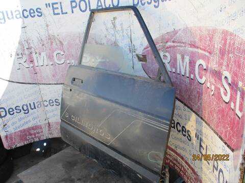 Foto 4ª: Puerta Delantera Derecha Nissan Patrol 116CV 85KW [RD28] (1991)