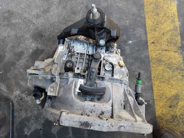 Foto 2ª: Caja Cambios Nissan Interstar 2.5 DCI [G9U 712] (2005)