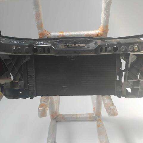 Foto 3ª: Paragolpes Delantero Mercedes Sprinter 315 CDI 906.631 906.633 906.635 906.637) FURGONETA (2006)