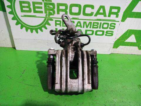 Foto 2ª: Pedal Embrague Volkswagen Golf ADVANCE 105CV 77KW [CAYC] (2012)