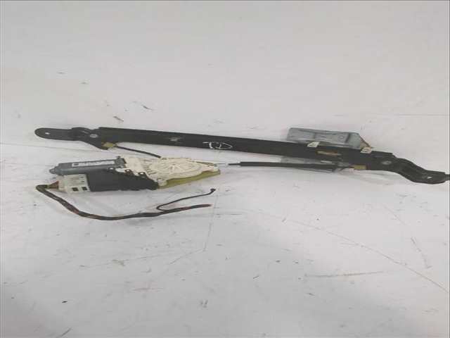 Foto 3ª: Elevalunas Manual Trasero Derecho Seat Leon 1.9 TDI 105CV [BKC BLS BXE] (2005)