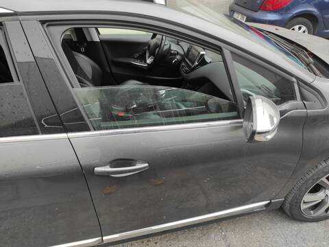 Puerta Delantera Derecha Peugeot 2008 BH01