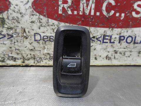 Botonera Elevalunas Ford Fiesta AMBIENTE 82CV 60KW