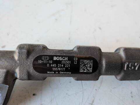 Foto 3ª: Rampa Inyectora Opel Insignia COSMO 2.0 CDTI 131CV (2008)