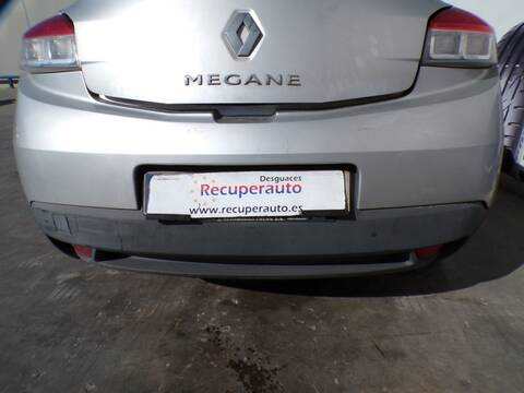 Foto 2ª: Paragolpes Trasero Renault Megane K4M858 III COUPE (2010)