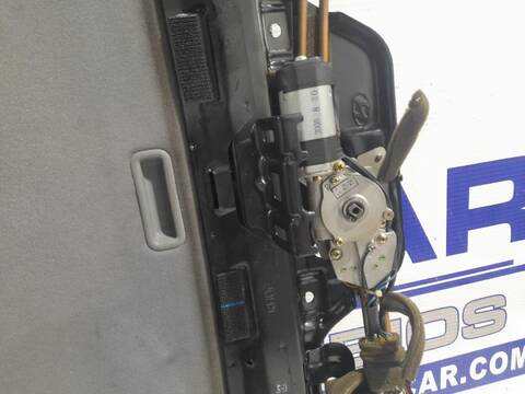 Foto 2ª: Techo Chapa - Fibra Hyundai Elantra 2.0 CRDI CAT 113CV [D/ 4EA] (2000)