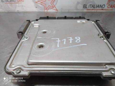 Foto 3ª: Centralita Motor ECU Dacia Sandero STEPWAY 90CV 66KW [K9K C6] (2014)