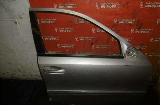Puerta Delantera Derecha Mercedes Clase E 180 2.2 220 CDI (210.006) [2.2 LTR. - 105 KW CDI CAT]