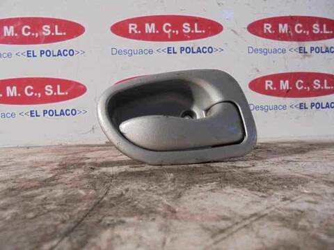 Maneta Interior Trasera Derecha Hyundai Accent 1.3 CAT 84CV 62KW