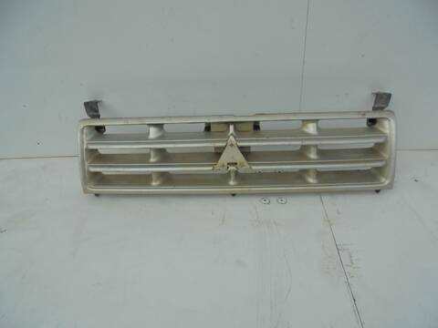 Rejilla Delantera Mitsubishi Galloper 2.5 TD CAT 99CV 73KW