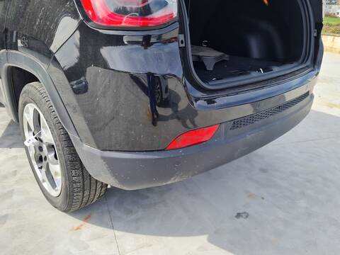 Foto 2ª: Paragolpes Trasero Jeep Compass LIMITED 4X2 120CV 88KW [55260384] (2018)