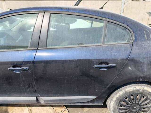 Puerta Trasera Izquierda Renault Fluence 1.5 DYNAMIQUE [1.5 LTR. - 81 KW DCI DIESEL FAP]