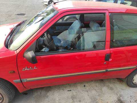 Foto 1ª: Puerta Delantera Izquierda Peugeot 106 HDZ (1996)