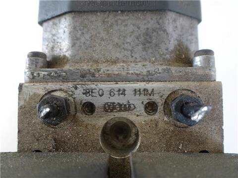 Foto 3ª: Abs Audi A4 1.8 T AVANT 150CV 110KW [AEB] (1996)