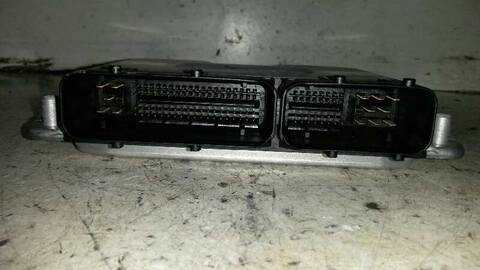 Foto 2ª: Centralita Motor ECU Volkswagen Passat HIGHLINE 4MOTION 130CV 96KW [AVF] (2004)