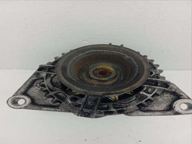 Foto 2ª: Alternador Iveco Daily 29 - L 11 CAJA CERRADA 106CV 78KW [814043B] (2001)