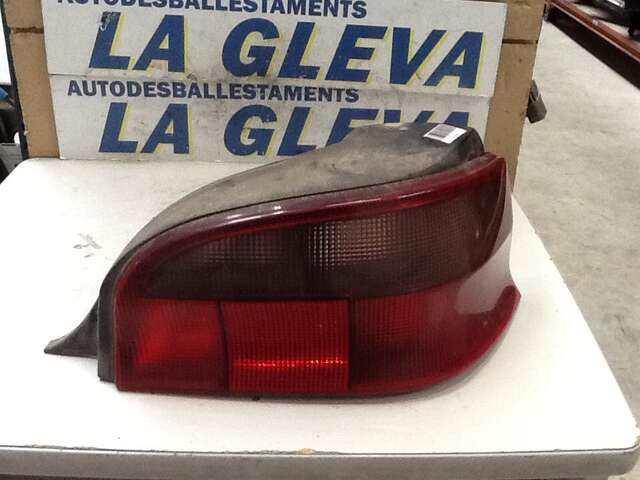 Foto 1ª: Piloto Trasero Derecho Citroen Saxo 1.5 D (1998)