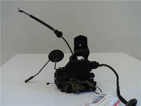 Cerradura Puerta Delantera Derecha Volkswagen Golf 1.9 TDI BERLINA 115CV 85KW