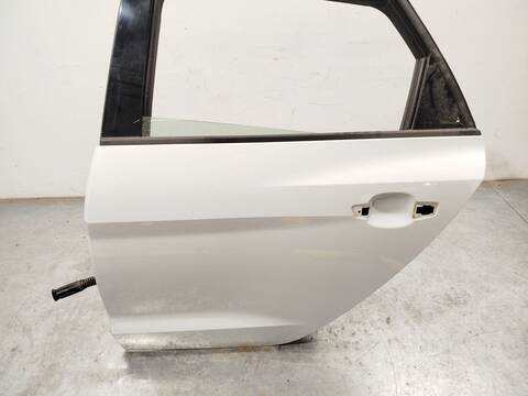 Foto 4ª: Puerta Trasera Izquierda Audi A1 30 TFSI 110CV 81KW [DLAA] (2024)