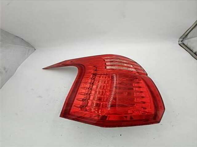 Foto 1ª: Piloto Trasero Izquierdo Peugeot 5008 2.0 SPORT PACK [2.0 LTR. - 110 KW 16V HDI FAP CAT (RHE - DW10CTED4)] [RHE / DW10CTED4]