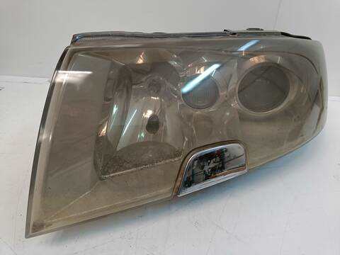 Faro Izquierdo Skoda Superb CLASSIC 130CV 96KW