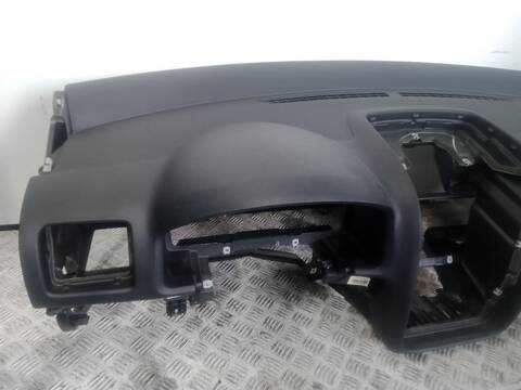 Foto 2ª: Salpicadero Volkswagen Jetta 1.9 TDI 105CV 77KW [BXE] (2007)
