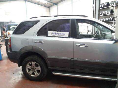 Foto 3ª: Asientos Traseros Kia Sorento 2.5 CRDI 170CV [D/ D4CB] (2002)
