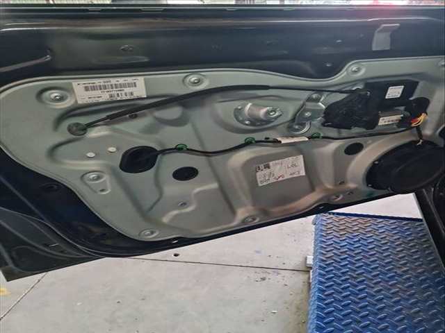 Elevalunas Eléctrico Delantero Izquierdo Volkswagen Touran 2.0 TDI 140CV 103KW