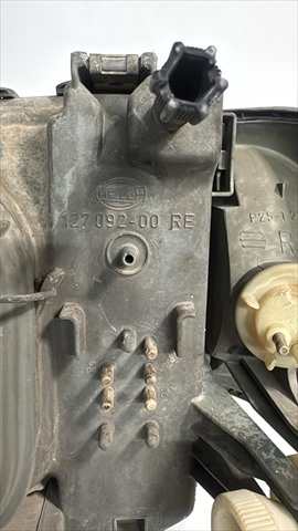 Faro Derecho Mercedes 190 2.0 GASOLINA