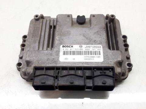 Foto 3ª: Centralita Motor ECU Renault Trafic DOBLE CABINA L1H1 2 7T 101CV 74KW CAJA CERRADA [F9Q U7] (2004)