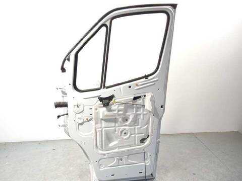 Foto 3ª: Puerta Delantera Derecha Mercedes Sprinter 419 CDI RWD 907.643 907.645 907.647) 190CV 140KW FURGONETA [654920] (2024)