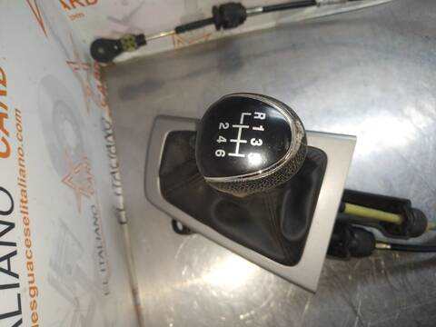 Foto 2ª: Palanca de Cambio Ford Focus BUSINESS 116CV 85KW [T1DA] (2014)