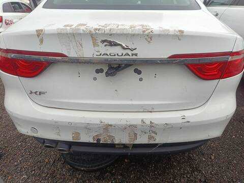 Paragolpes Trasero Jaguar XF PURE 179CV 132KW