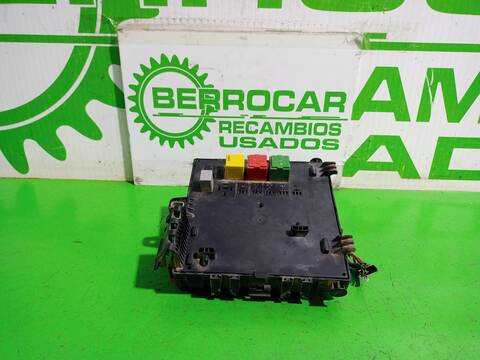 Caja Reles Fusibles Opel Vectra GTS BERLINA 125CV 92KW