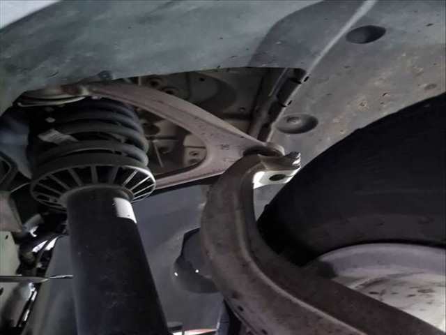 Foto 1ª: Brazo Suspension Delantero Derecho Jaguar F Pace PRESTIGE 179CV 132KW [204DTD] (2016)