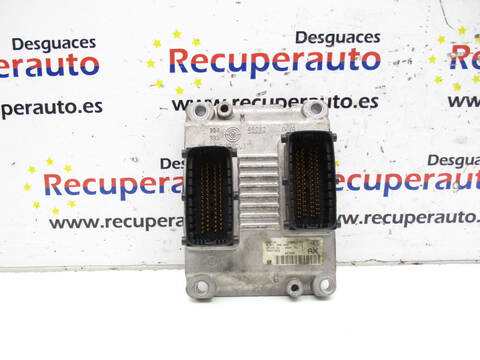 Centralita Motor ECU Opel Corsa Z12XEP