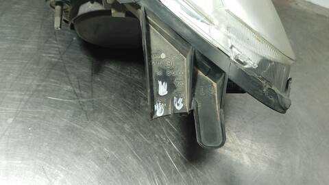 Foto 3ª: Faro Derecho Fiat Fiorino SX FURG. 75CV 55KW [199A9000] (2016)