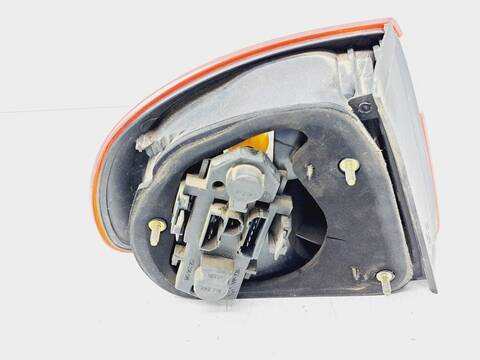 Foto 3ª: Piloto Trasero Derecho Seat Toledo SELECT 110CV 81KW [ASV] (2002)