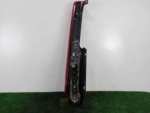 Foto 2ª: Piloto Trasero Derecho Ford Transit 2.2 TDCI 100CV 74KW [DRF4,DRFF,DRFG] (2015)