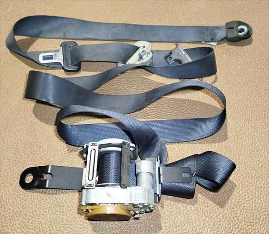 Pretensor Airbag Derecho Nissan Patrol 3.0 D GR Y61 GU4