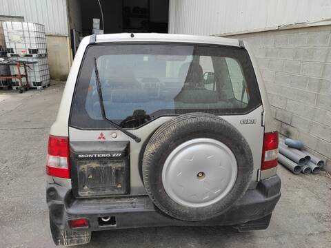Foto 1ª: Portón Mitsubishi Montero 4G93 (2000)
