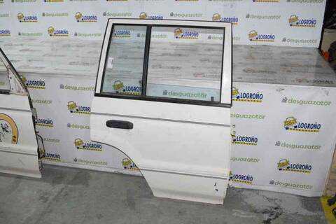 Foto 2ª: Puerta Trasera Derecha Mitsubishi Montero 2.5 TD 99CV